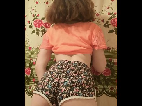 ❤️ 섹시한 젊은 아기 스트립 떨어져서 그녀의 반바지 에 카메라 ❤️❌ 창녀 포르노에서 ko.ixiporn.ru ️❤